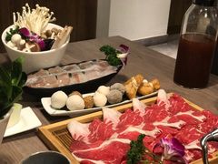 澳洲霜降雪花牛肉-老鼎旺安格斯牛肉火锅(衡艺广场店)