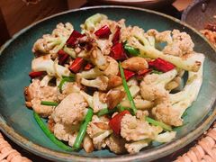 -吃饭皇帝大土家民族菜(正大广场店)