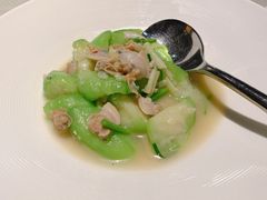 原汤蛤蜊煮广东胜瓜-皇朝会.经典传统粤菜(外滩店)