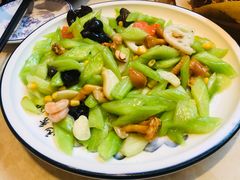 -香滨园骨架王(民生路店)