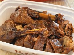 -王浩儿纪六孃甜皮鸭(乐山总店)