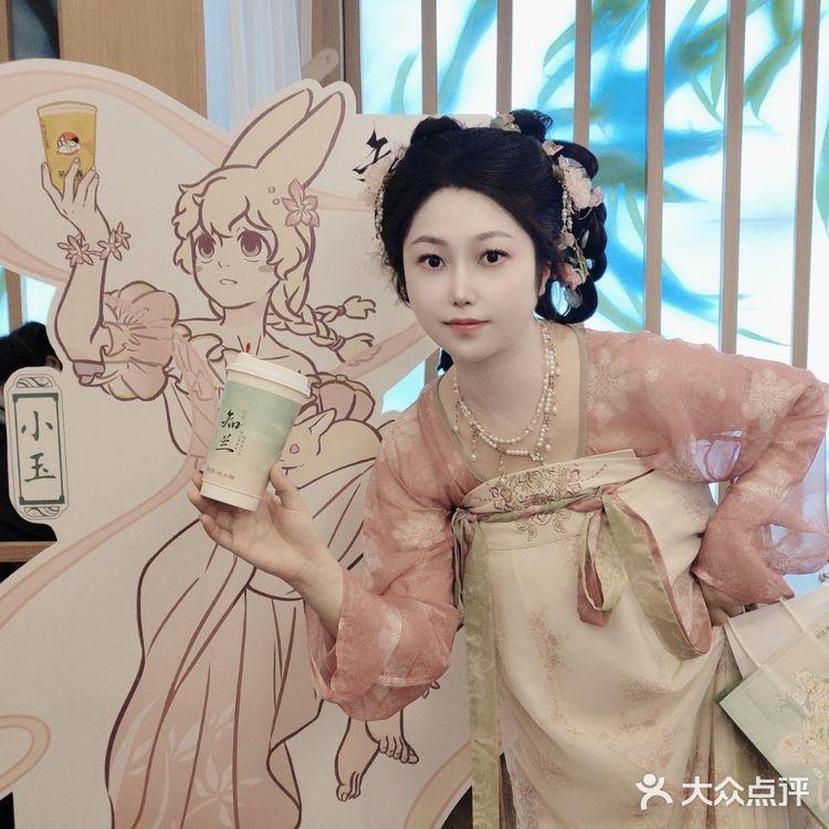 茶话弄联名非人哉 茶话弄新品 茶话弄知兰