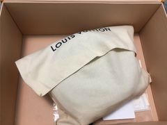 -LV路易威登(德基广场店)