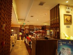 -爱丽丝牛排西餐厅(光谷步行街店)