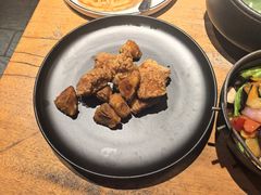 蜂蜜炸鸡-马灯部落·西湖边的创意山景餐厅(虎跑动物园店)