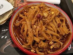 -十三朝牛馍王擀面皮(骡马市店)