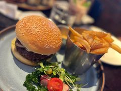 鹅肝芝士和牛汉堡-bluefrog蓝蛙(恒隆广场店)