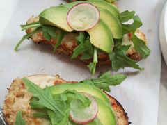 吞拿鱼牛油果开放三文治-农畉LONFOOD(福田星河COCOPark店)