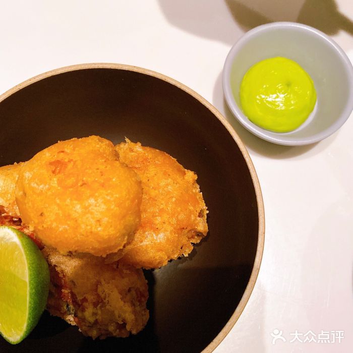 胡麻(静安嘉里店)傣味炸鸡图片
