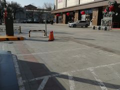 -甘家口大厦-停车场