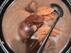 -老湘亲·品鉴湘菜(蔡塘爱琴海店)