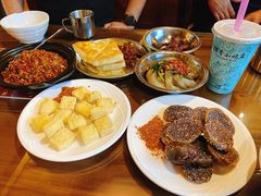 -88号小吃店·经典云南菜·地道纳西美食