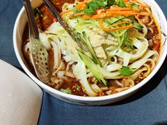 -伊带伊路新疆美食府(呼家楼店)