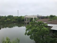 -上海怡沁园度假酒店