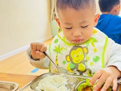 -四叶草托育园(张江园店)