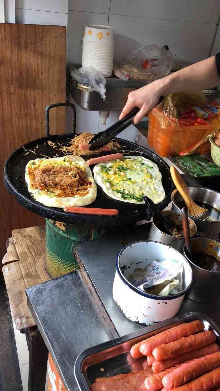 早点小吃(学院路店)-"路边摊小吃,一不小心就会错过的那种!黄.