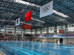 -奥冠体育华师附中恒温游泳馆