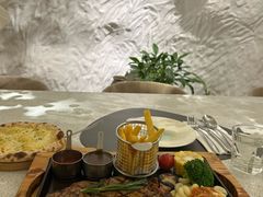 -麓椿花园西餐厅(海乐世界店)