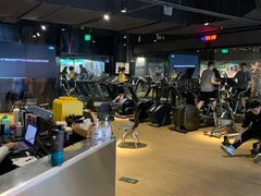-VLines耀能运动24小时·月付制健身(京广桥店)