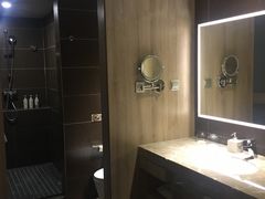 -成都太古里总府王府井亚朵X酒店