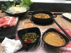-呷哺呷哺(新世界百货望京店)
