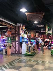 -卡通尼·Safari非洲探索乐园·生日会(金桥国际商业广场店)