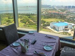 -黄金海景大酒店-旋转餐厅