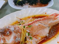 -四川小胡子海鲜(丁村万人海鲜广场店)