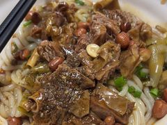 -阿阳牛腩腌面店