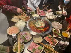 -洞亭火锅(防空洞总店)