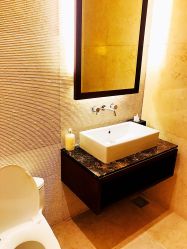 -青岛香格里拉·氣水疗中心