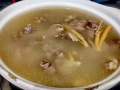 滋补羊肉-老东风菜馆·羊肉火锅·海鲜·砂锅粥