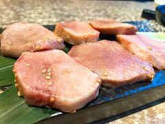 -炼火烤肉店