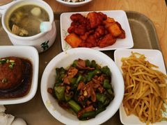 -老乡鸡(武汉中南梅苑小区地铁站店)