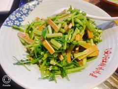 香干水芹-好灶头妈妈菜·柴火灶台鱼·千岛湖土菜地标美食