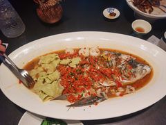 剁椒鱼头-凤凰湘语(浦东旗舰店)