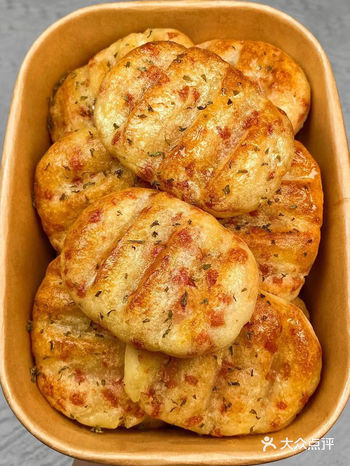 这样做出来的土豆香肠饼真的巨巨巨好吃️