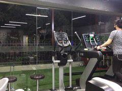 -征成健身连锁私教工作室(九公里店)