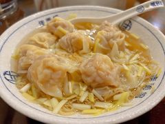 鲜虾云吞面-佳面馆·竹升云吞面·爽鱼皮·牛腩面(易发店)