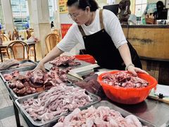 -标记美食新鲜猪杂(兴南大道店)