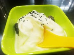 蛋打冰激凌-八角饮楼(虹桥店)