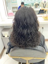 -镁连社·美联社