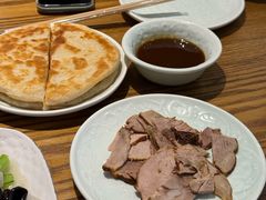 -李连贵酒家熏肉大饼(昆明街店)