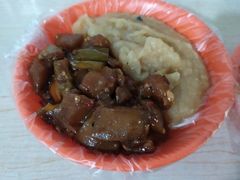 -咱家王新国把子肉(县东巷店)