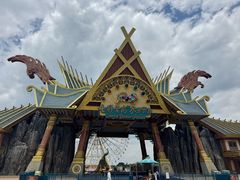 -七彩云南欢乐世界