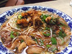 -平安桥张氏肥肠粉