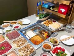 -海底捞火锅(关山保利店)