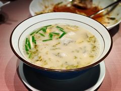 荣叔黄鱼面-新荣记(南京西路店)