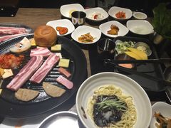 -天虹购物中心(石路店)