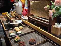 -雍容荟帝王蟹活龙虾展台自助(IFS黑金店)
